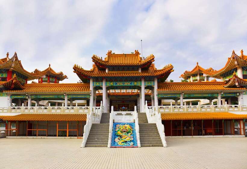 Half-Day Kuala Lumpur Exploration Tour - National Monument and Lake Gardens