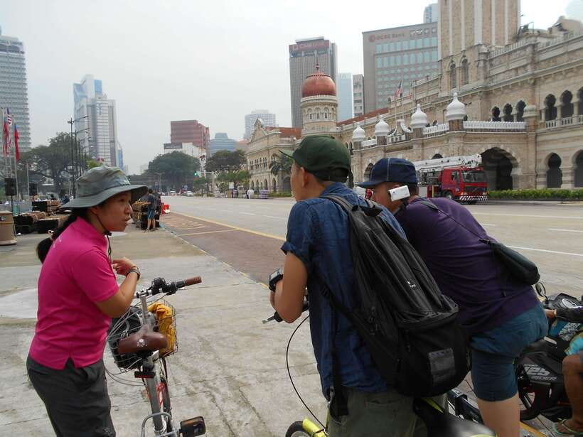 Hidden Kuala Lumpur: 4-Hour Bike Tour - Key points at a glance