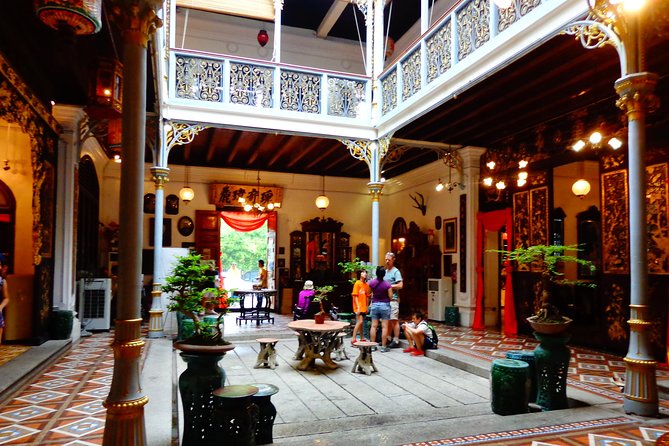 Historical Penang Heritage day Tour - Hock Teik Cheng Sin Temple and its red good fortune