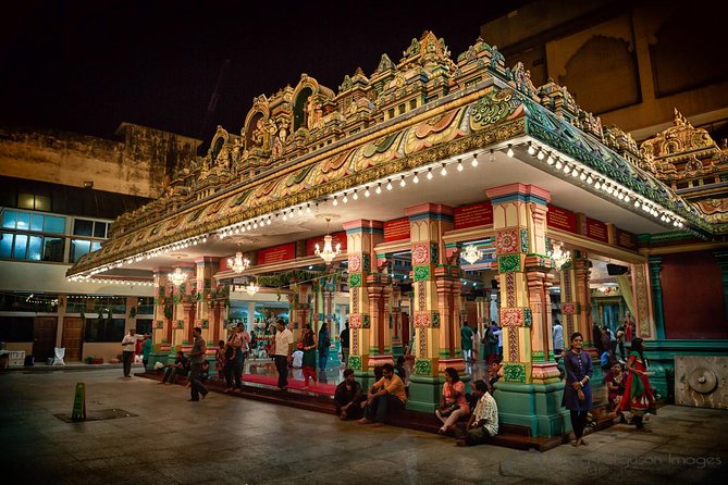 Introduction to Wonders of Kuala Lumpur - What the private format adds