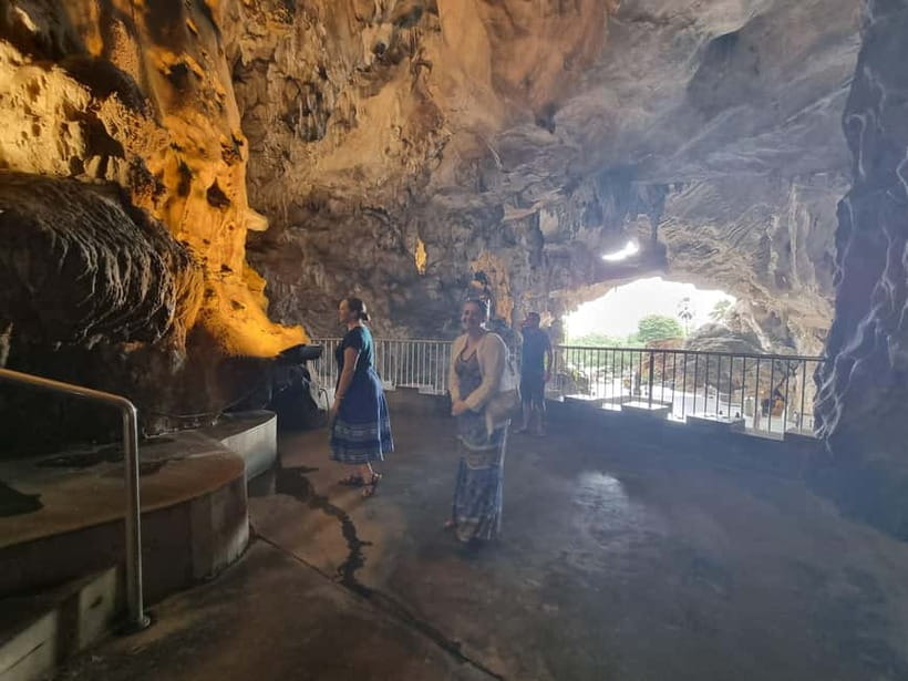 Ipoh Cave Temples Tours - Mirror Lake and the slower end to the day