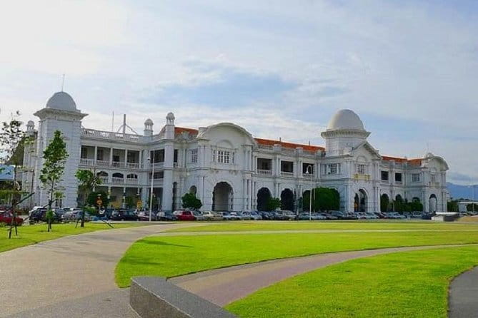 Ipoh Day Tour from Kuala Lumpur per Group (PRIVATE TOUR) - Two Hours at Qing Xin Ling Leisure and Cultural Village