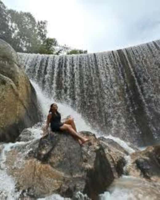 Ipoh Escape: Hot Springs, Waterfall & Private Full-Day Tour - Leaving Kuala Lumpur for Ipoh’s limestone country