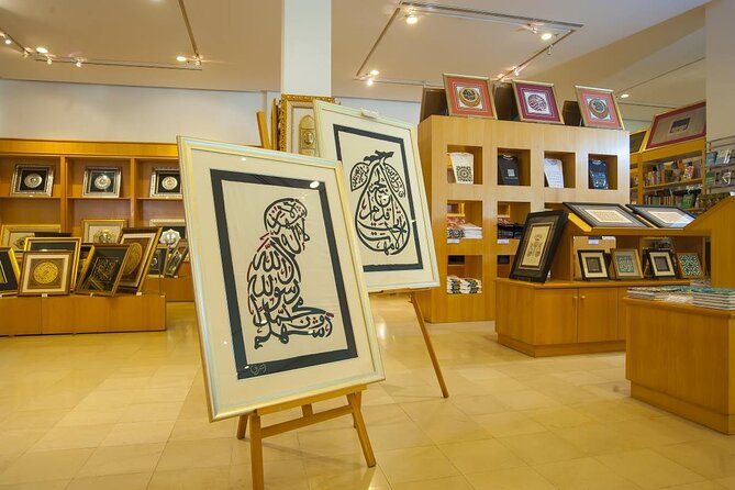 Islamic Arts Museum Admission with Kuala Lumpur Famous Landmarks - The National Palace and the view from Jalan Duta