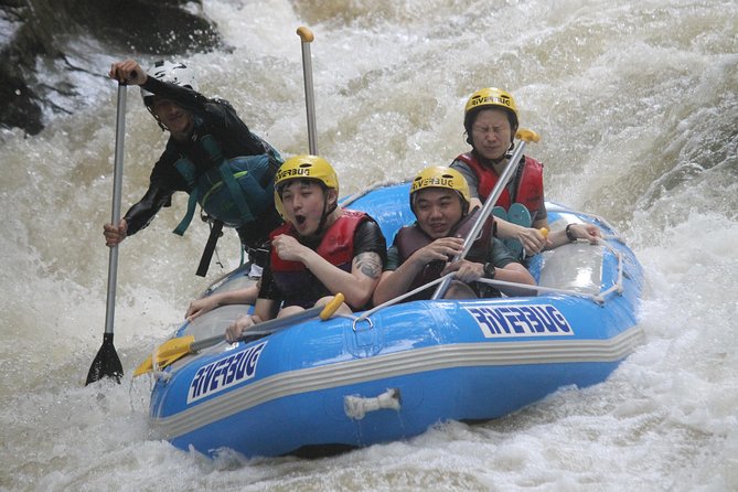 Kampar River White Water Rafting from Kuala Lumpur - Ulu River Lodge: gear, lockers, and a change of pace