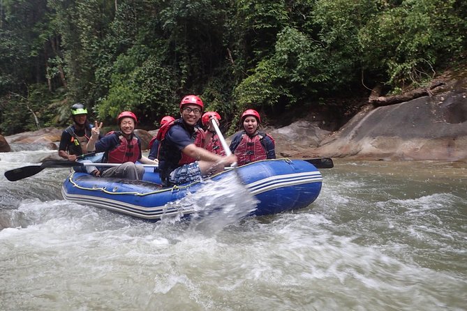 Kampar River White Water Rafting from Kuala Lumpur - The safety briefing before the first rapid