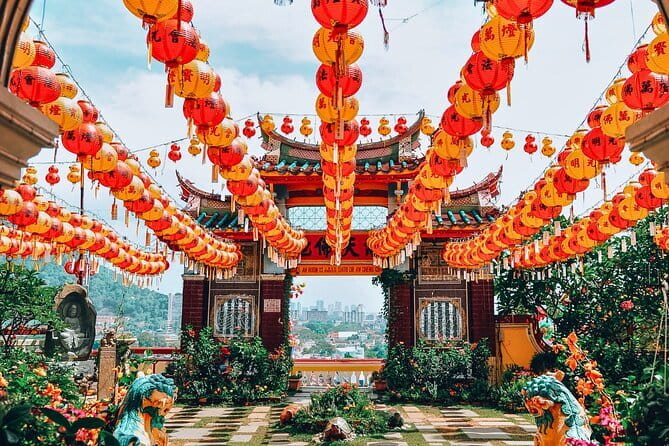 Kek Lok Si Temple and Penang Hill Guided Tour - Why this four-hour pairing works