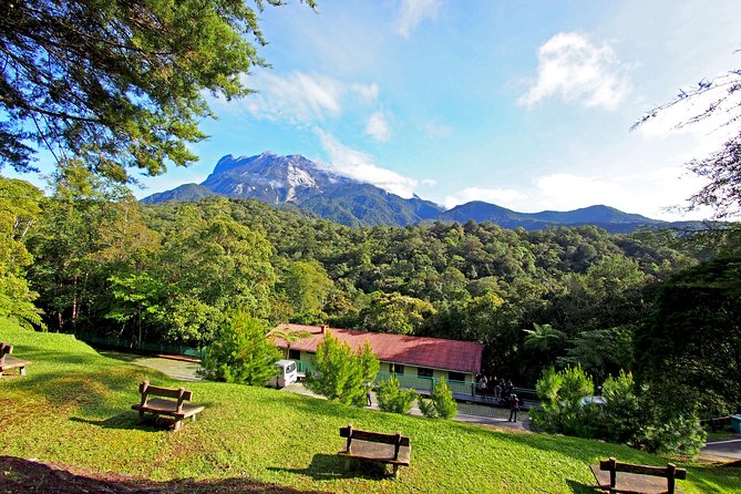 Kinabalu Park With Rumah Terbalik & Desa Cow Farm - Starting at 7:30 a.m. with hotel pickup