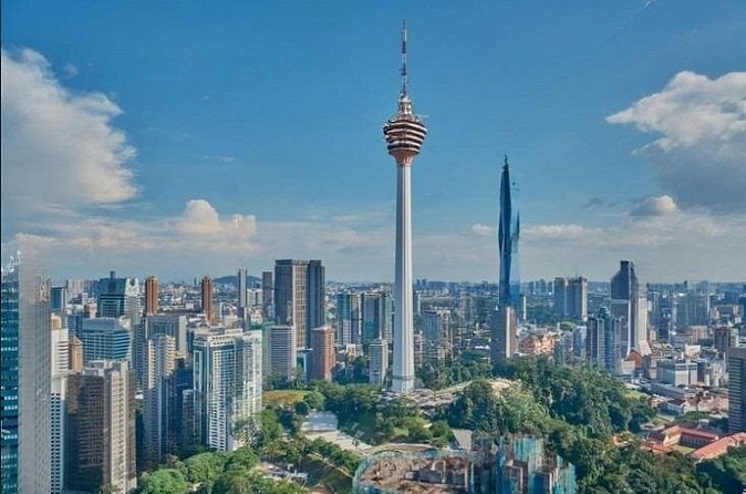 KL City Highlights in half a day - National Mosque: architecture and quiet space