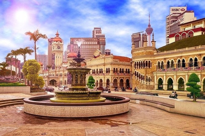 KL Evening Tour with Symphony Fountain Show & KL Tower Ticket SIC - What the $53 price really covers