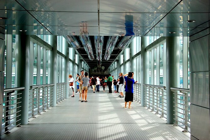 KL Tour with Petronas Twin Towers Observation Deck & Batu Cave - Why this tour works as a first day in Kuala Lumpur