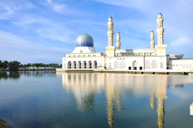 Kota Kinabalu: Bongawan River Cruise, City Tour & Fireflies - Shared, private, and entry-only choices