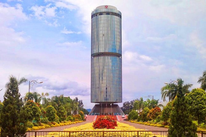 Kota Kinabalu City Half Day Tour - What the guide and vehicle add to the experience