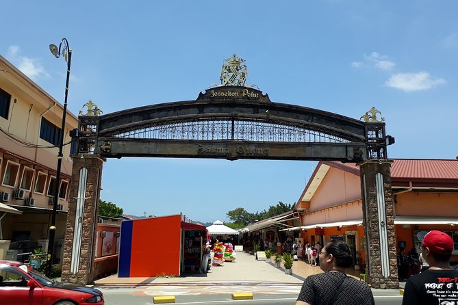 Kota Kinabalu City Tour - Sabah State Mosque: a second view of local religious life