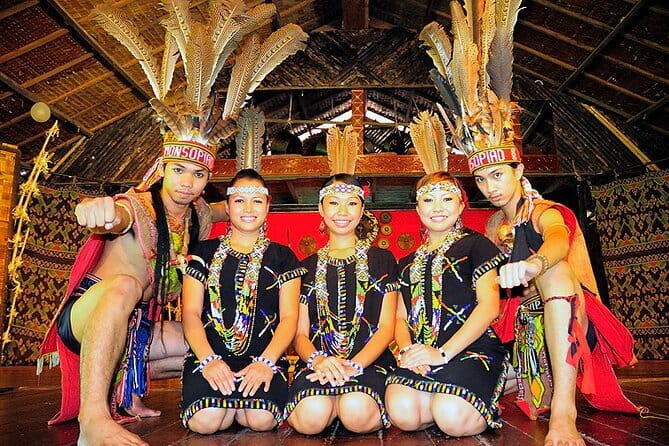 Kota Kinabalu Half Day City Tour with Professional Tour Guide - Signal Hill for a Final City View