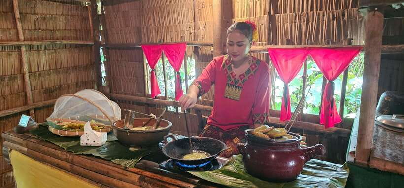 Kota Kinabalu: Mari Mari Cultural Village Tour - What the Mari Mari Cultural Village is trying to show