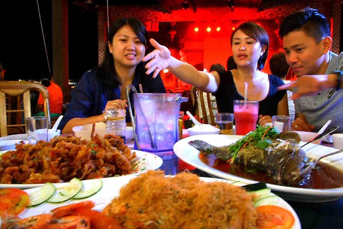 Kota Kinabalu Night Tour with Dinner & Cultural Dance Show - Seafood Dinner at Kampung Nelayan