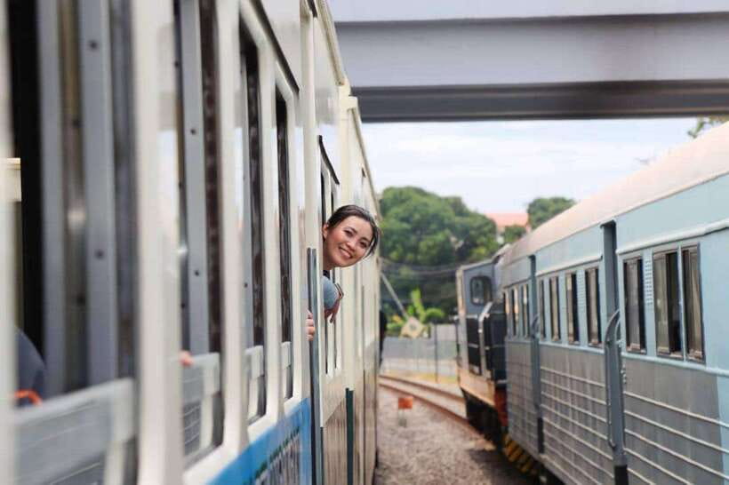 Kota Kinabalu, Sabah: North Borneo Heritage Train - Local market fruit and the lunch plan