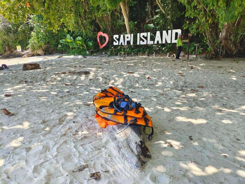 Kota Kinabalu: Twin Island Day Trip Tour ( Sapi & Manukan ) - Key points to know before booking