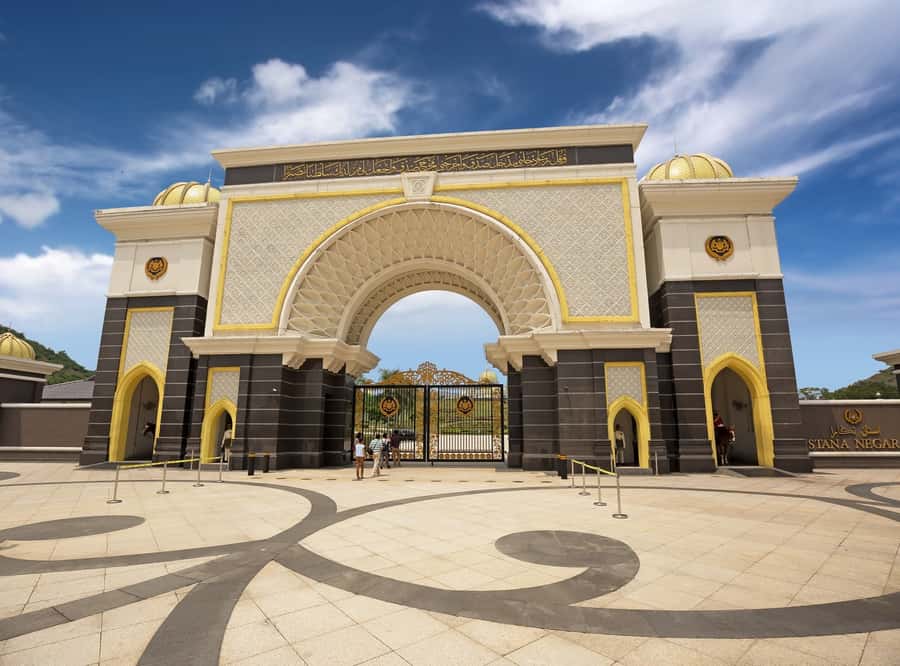 Kuala Lumpur: 4-Hour Tour & KL Towers Visit [Private] - National Museum and Malaysian culture