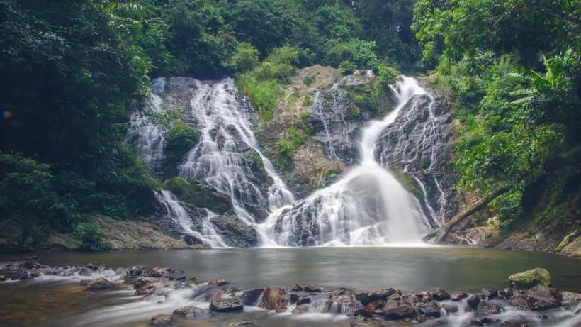 Kuala Lumpur Adventure:Kanching Falls, Ramayana & Batu Caves - What the private driver adds