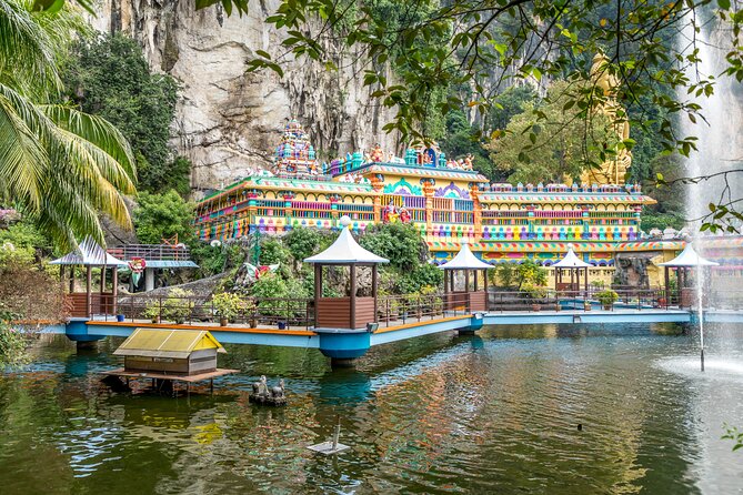 Kuala Lumpur Airport Transit Tour - Mosques, temples, and Kuala Lumpur’s many traditions