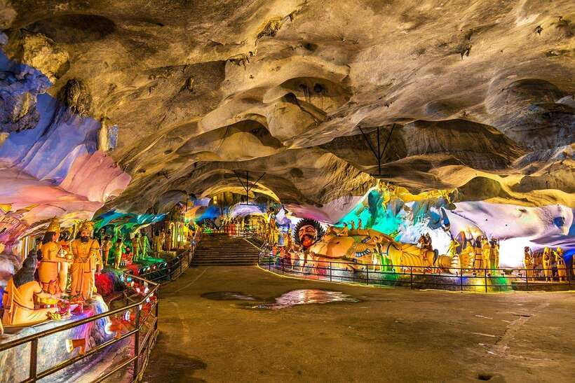 Kuala Lumpur : Batu Caves Private Tour - Leaving Kuala Lumpur for Selangor