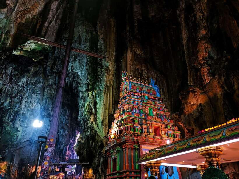 Kuala Lumpur: Batu Caves, Ramayana Caves & Kanching Falls - Key points to know before booking