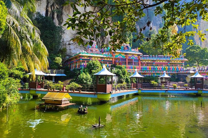 Kuala Lumpur Batu Caves Temple tour with Breakfast and Lunch - What the small group and included meals are worth