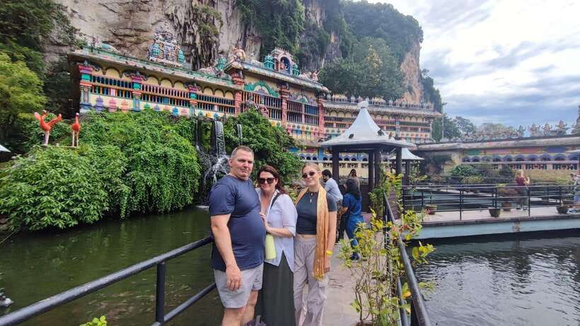 Kuala Lumpur: Batu Caves, Thean Hou Temple & National Mosque - What This Four-Hour Morning Really Covers