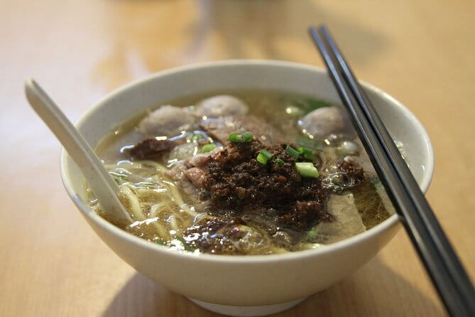 Kuala Lumpur Best Food Tour With A Guide - Chinatown: Chinese food and a closer look at local life