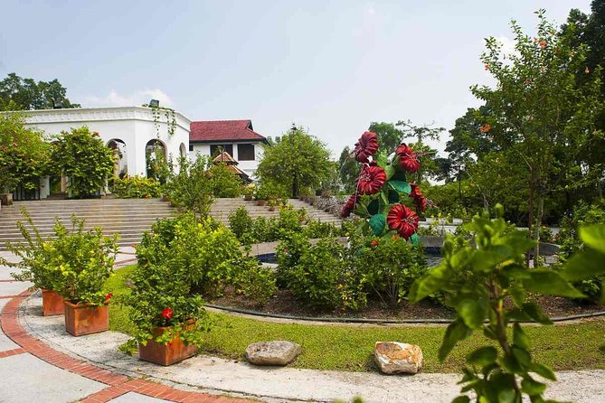 Kuala Lumpur Bird Park & Butterfly Farm Tour - A useful stop for families and mixed interests