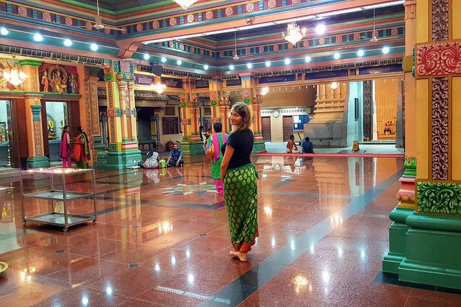 Kuala Lumpur by Night: Cultural Sights, City Lights & Local Vibes - Thean Hou Temple and Kuala Lumpur’s religious mix