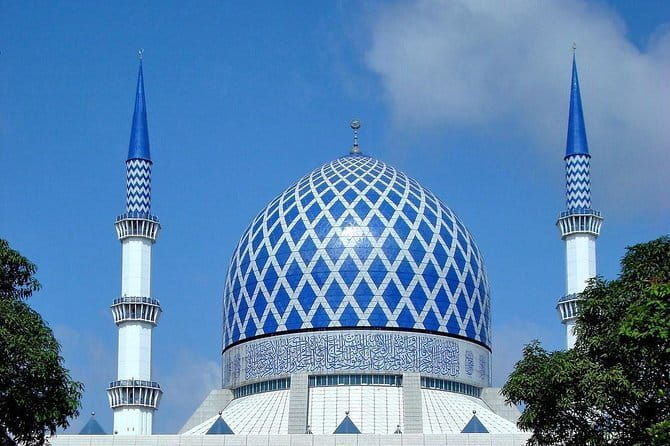 Kuala Lumpur City Exploration Budget Tour - National Monument and the meaning of independence