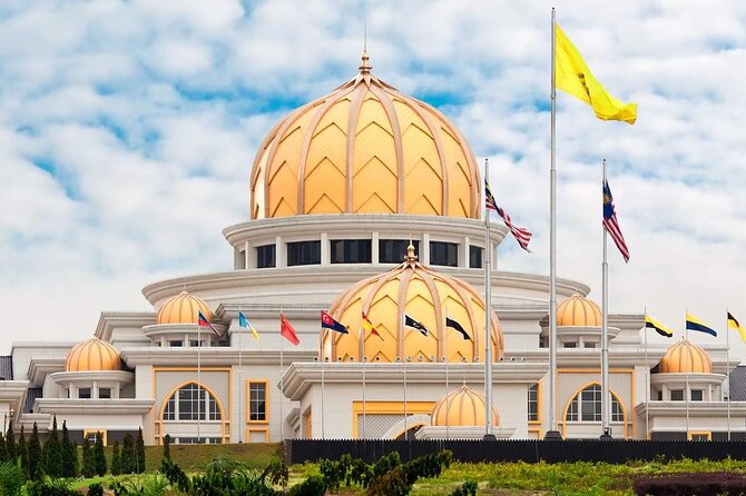 Kuala Lumpur City Tour & Country Tour (Shared Tour) - Batu Caves and the 272 colorful steps