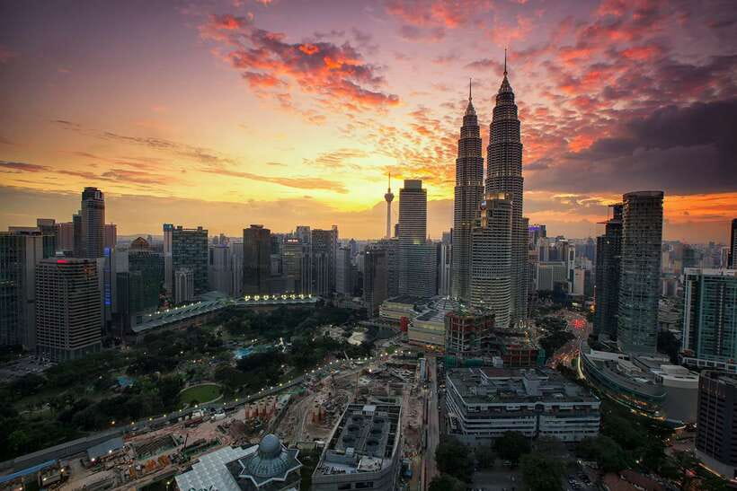 Kuala Lumpur City Tour with KL Tower Ticket - The National Mosque and Kuala Lumpur Railway Station