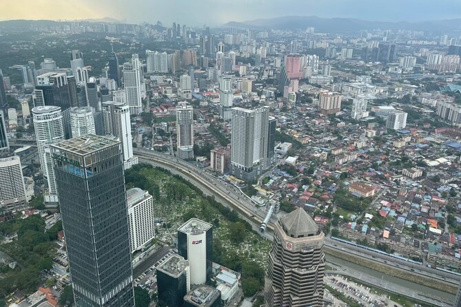 Kuala Lumpur City Tour with Petronas Twin Tower Admission Ticket - Masjid Negara and the National Textiles Museum