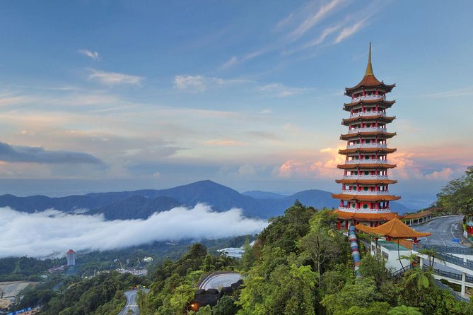 Kuala Lumpur Customizable Private Tour Including Driver - Vehicles, comfort, and group size