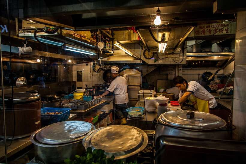 Kuala Lumpur: Evening Food Tour by Bike - Chasing Kuala Lumpur’s food stalls after sunset