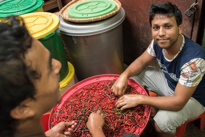 Kuala Lumpur Food Tour Through Chow Kit - Three stops and at least ten local tastes