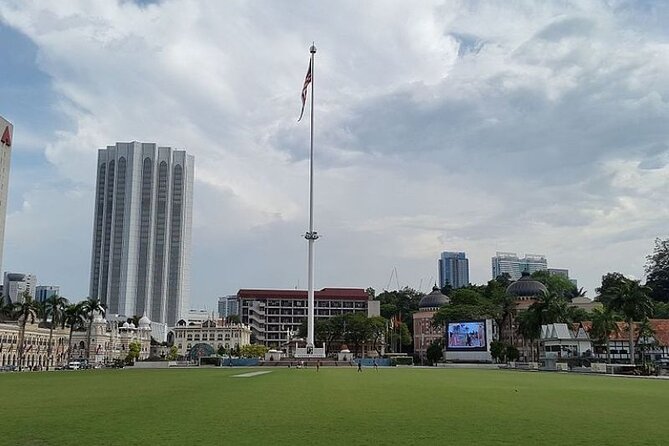 Kuala Lumpur Full Day Private Tour with 24 spots Of Wonders - What this private Kuala Lumpur day is really designed to do