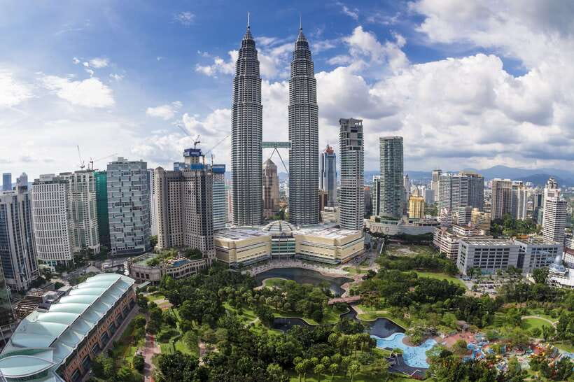 Kuala Lumpur Full-Day Sightseeing Tour with Batu Caves - Petronas Towers and the Modern City