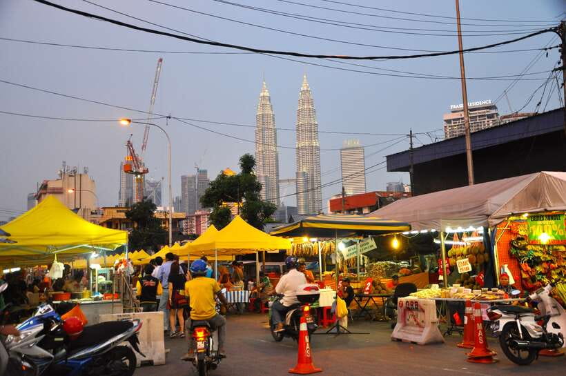 Kuala Lumpur: Half Day Local Food Walking Tour - Masjid Jamek and the city’s oldest quarter