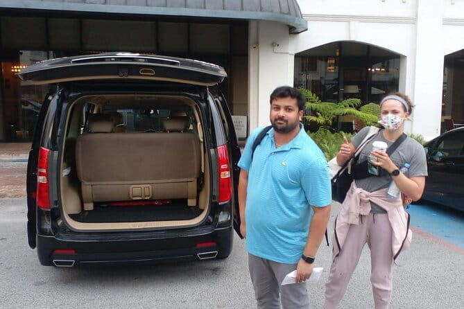 Kuala Lumpur International Airport Private Transfer to Malacca City - Arriving at your Malacca hotel