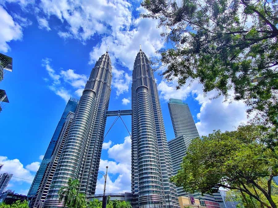 Kuala Lumpur: Petronas Twin Towers Entry E-Ticket - Why the Petronas Towers are worth seeing