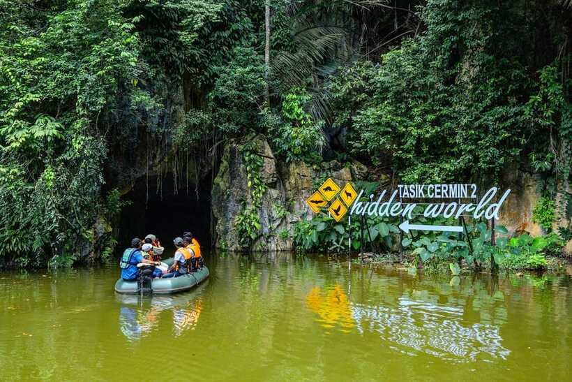 Kuala Lumpur: Private Day Trip to Ipoh with Transfers - Concubine Lane and Gunung Lang