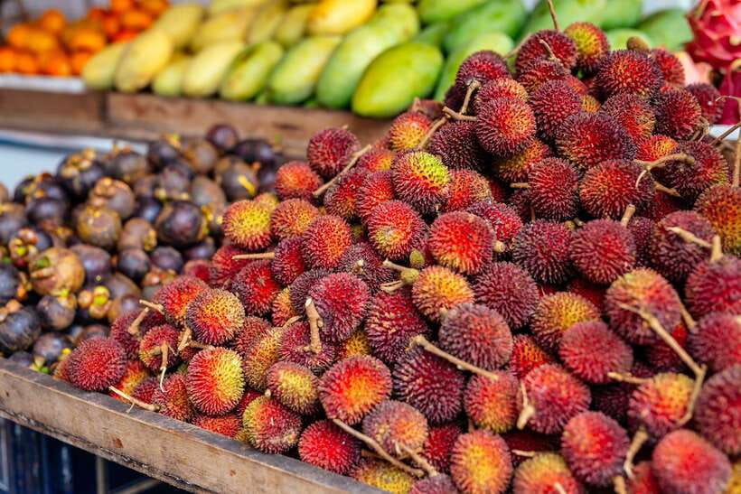 Kuala Lumpur: Private Food Tour – 10 Tastings with Locals - Petaling Street brings the route into focus
