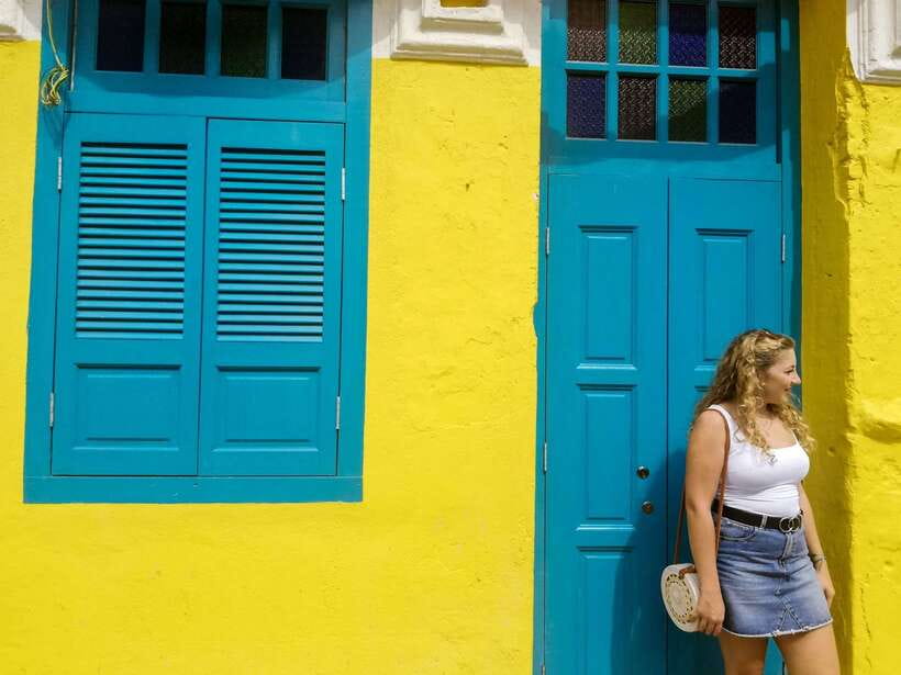 Kuala Lumpur: Private Highlights Instagram Tour - Bukit Bintang street art: a colorful start