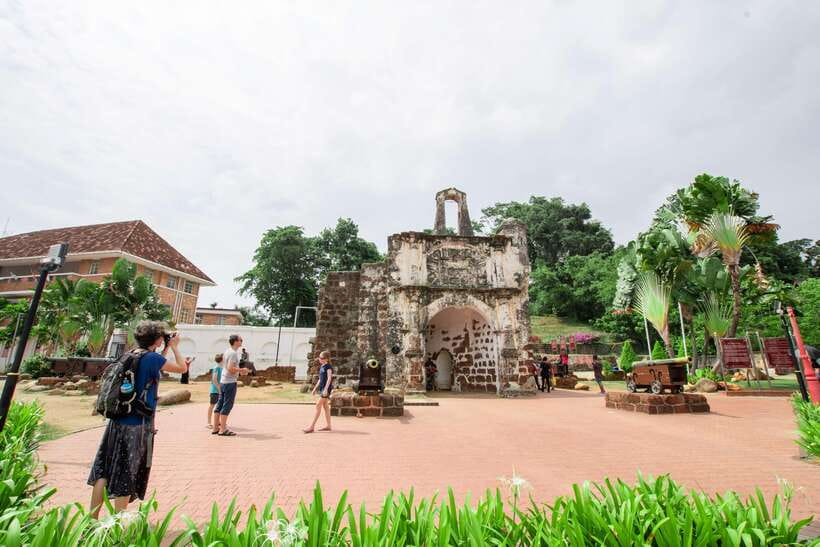 Kuala Lumpur: Private Malacca Night Tour w/Cruise & Trishaw - Red Square: Malacca’s most recognizable center