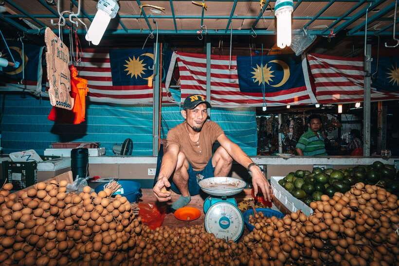 Kuala Lumpur: Sambal Street Food Tour with 15+ Tastings - The essential details at a glance